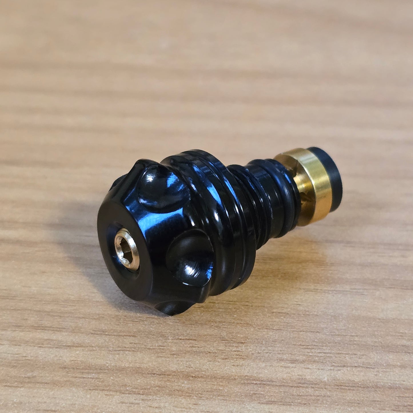 Gen 3 Style Adjustable Ram Cap by AIM NOS