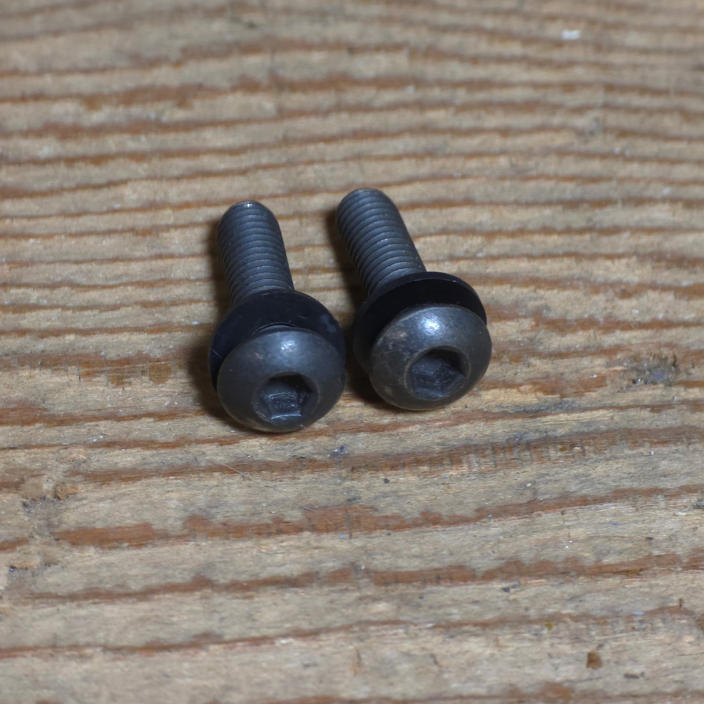 Gen 3 Frame-to-Body Screws and Washers - Alias Frame (Black or Stainless)